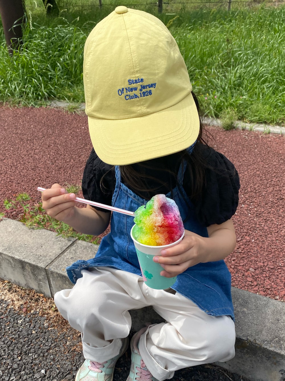 「キッズコーデ、キッズファッション、夏コーデ、女の子コーデ、4歳女の子、カジュアルスタイル」｜「西松屋のアイテム（シャツ/ブラウス、ブラック系）」を使った、(n)さん（レディース・166cm）の夏コーディネートの1枚目の写真
