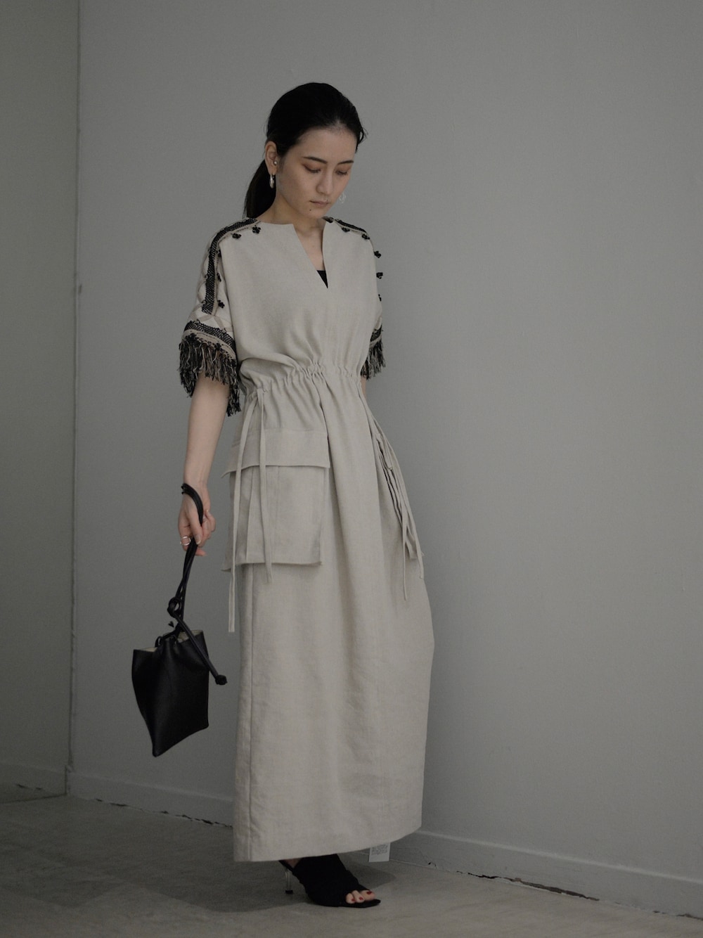 EBONY（エボニー）の「EBONY リネンギャザードレス（ワンピース）」 - WEAR 