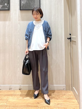「SHOO・LA・RUE（シューラルー）の【セレモニー】5cmヒールパンプス（Pumps、ブラック系）」を使った、shirayuuuさん（レディース・155cm）の春コーディネート