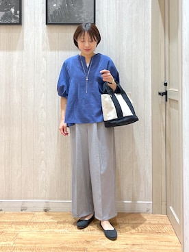 「SHOO・LA・RUE（シューラルー）の配色キャンバストートバッグ（Tote、ブラック系）」を使った、shirayuuuさん（レディース・155cm）の春コーディネート