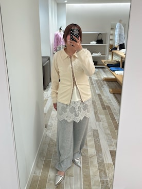 「mystic（ミスティック）の長袖ポロニット（カーディガン/ボレロ、ホワイト系）」を使った、yukiさん（レディース・155cm）の春コーディネート