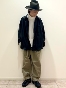 「JUNRED（ジュンレッド）のアイテム（チノパンツ）」を使った、Denさん（メンズ・169cm）の秋コーディネート