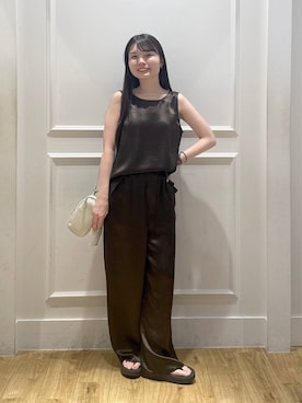 「A part by（アパートバイ）の【接触冷感・前後2WAY】リンクルエアーアセテートタンク（Shirts、ブラウン系）」を使った、ゆいぴさん（レディース・156cm）の夏コーディネート