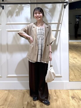 「A part by（アパートバイ）のイージーストレートパンツ（スラックス、ブラウン系）」を使った、ゆいぴさん（レディース・156cm）の春コーディネート