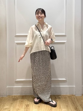 「A part by（アパートバイ）のシアークロップドシャツ（Shirts、ホワイト系）」を使った、ゆいぴさん（レディース・156cm）の夏コーディネート