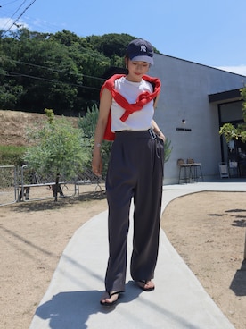 「ëpaのアイテム（Trousers、グレー系）」を使った、miisuuzuukiiさん（レディース・162cm）の夏コーディネート