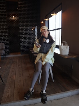 「FALKE（ファルケ）のアイテム」を使った、miisuuzuukiiさん（レディース・162cm）の冬コーディネート