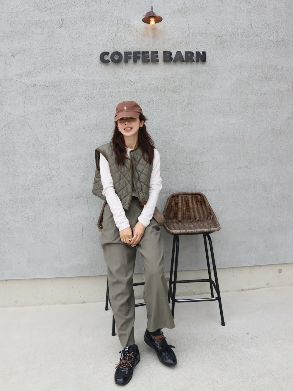 LOEWEのスラックスを使った人気ファッションコーディネート - WEAR