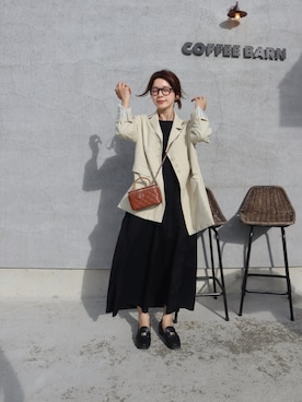 「ëpaのアイテム（Tailored jacket、イエロー系）」を使った、miisuuzuukiiさん（レディース・162cm）の夏コーディネート