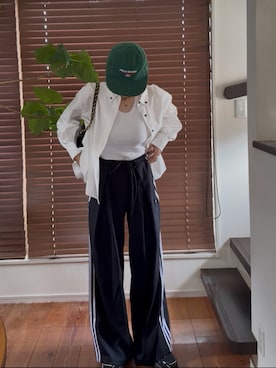 「adidas Originals（アディダスオリジナルス）のADIDAS × JENNIE / アディダス × ジェニー  PLEATED TRACK PANTS（その他パンツ、ブラック系）」を使った、miisuuzuukiiさん（レディース・162cm）の秋コーディネート