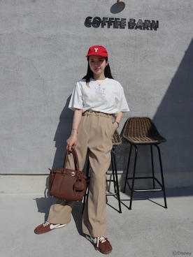 「ëpaのアイテム（Tシャツ/カットソー、ホワイト系）」を使った、miisuuzuukiiさん（レディース・162cm）の春コーディネート