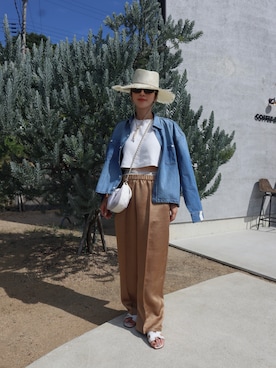 「KIJIMA TAKAYUKI（キジマ　タカユキ）のRAMIE WIDE BRIM HAT（Hat、ベージュ系）」を使った、miisuuzuukiiさん（レディース・162cm）の夏コーディネート