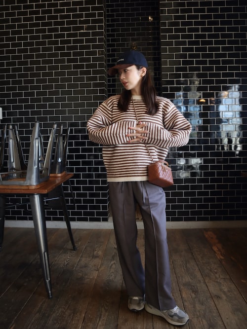 「NEW BALANCE(ニューバランス)のNew Balance U992GY / ニューバランス U992GY(スニーカー)」を使った、miisuuzuukiiさん(レディース・162cm)の秋コーディネート