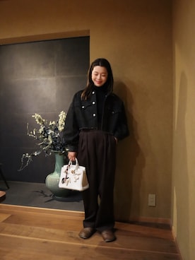 「アイテム（デニムジャケット）」を使った、miisuuzuukiiさん（レディース・162cm）の冬コーディネート