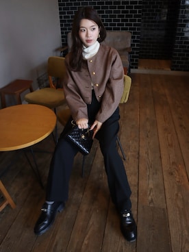 「アイテム（ノーカラージャケット）」を使った、miisuuzuukiiさん（レディース・162cm）の冬コーディネート