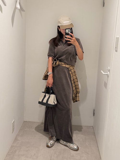 「rom&nd(ロムアンド)のrom&nd ベターザンパレット(アイシャドウ)」を使った、miisuuzuukiiさん(レディース・162cm)の秋コーディネート