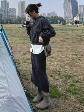 「MONKI（モンキ）のアイテム（パーカー）」を使った、Baooobaoさん（レディース・159cm）の春コーディネート