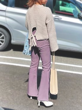 「スリット」｜「アイテム（デニムジャケット）」を使った、meiさん（レディース・149cm）の春コーディネート