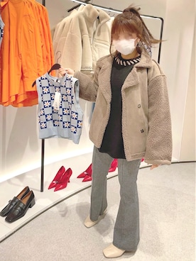 「JUNOAH（ジュノア）のアイテム（ムートンコート）」を使った、meiさん（レディース・149cm）の冬コーディネート