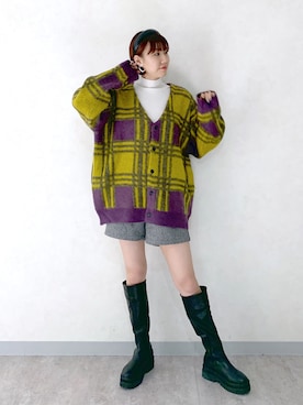 「アイテム（イヤリング）」を使った、さとぅーさん（レディース・170cm）の秋コーディネート