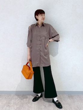 「アイテム（ショルダーバッグ、オレンジ系）」を使った、さとぅーさん（レディース・170cm）の夏コーディネート