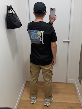 「アイテム（チノパンツ）」を使った、BryantCiouさん（メンズ・168cm）の冬コーディネート