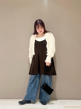 「KBF（ケイビーエフ）のアイテム（ショルダーバッグ）」を使った、くろさん（レディース・160cm）の秋コーディネート