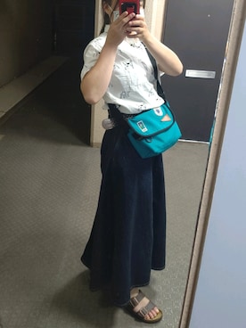 「アイテム（メッセンジャーバッグ、ブルー系）」を使った、MHさん（レディース・160cm）の夏コーディネート