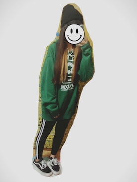 「MAGICAL MOSH MISFITS（マジカルモッシュミスフィッツ）のアイテム」を使った、vansさん（レディース・153cm）の秋コーディネート