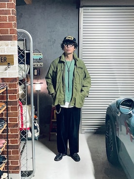 「アイテム（ミリタリージャケット）」を使った、h.s.k.さん（メンズ・176cm）の冬コーディネート