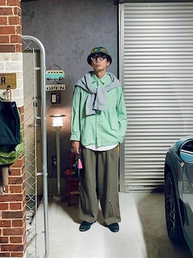 「アイテム（スウェットパンツ）」を使った、h.s.k.さん（メンズ・176cm）の秋コーディネート