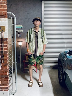 「アイテム（スリッポン）」を使った、h.s.k.さん（メンズ・176cm）の夏コーディネート