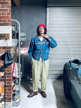 「古着のアイテム（デニムジャケット、ブルー系）」を使った、h.s.k.さん（メンズ・176cm）の春コーディネート