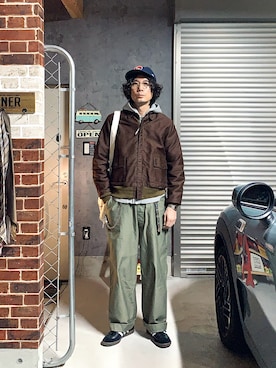 「Buzz Rickson's（バズリクソンズ）のアイテム（ミリタリージャケット）」を使った、h.s.k.さん（メンズ・176cm）の冬コーディネート