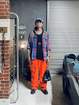 「アイテム（スニーカー）」を使った、h.s.k.さん（メンズ・176cm）の夏コーディネート