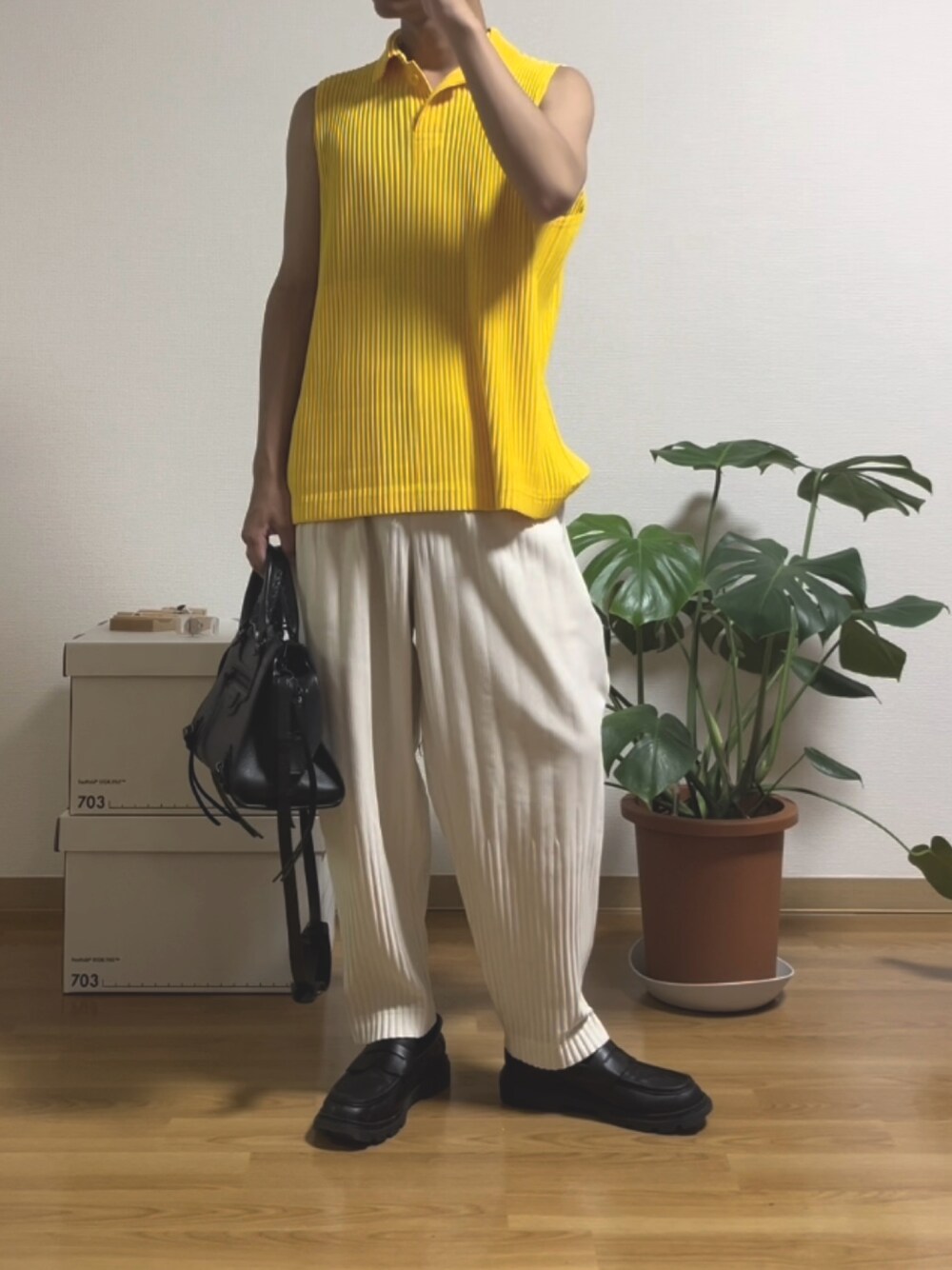HOMME PLISSE ISSEY MIYAKEのポロシャツを使った人気