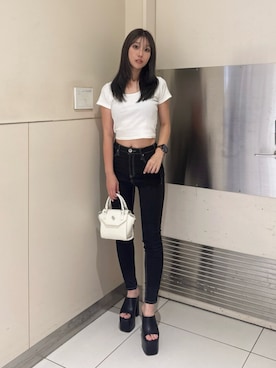 「GYDA（ジェイダ）のBASICチャンキーサンダル（サンダル、ブラック系）」を使った、Misaさん（レディース・158cm）の夏コーディネート