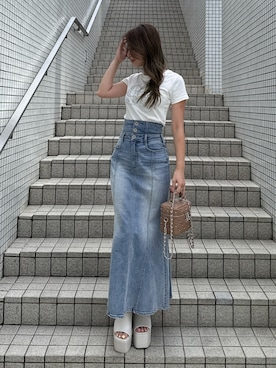 「アイテム（デニムスカート）」を使った、Misaさん（レディース・158cm）の秋コーディネート