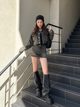 「アイテム（デニムスカート）」を使った、Misaさん（レディース・158cm）の秋コーディネート