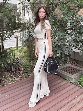 「GYDA（ジェイダ）のアイテム（その他パンツ）」を使った、Misaさん（レディース・158cm）の秋コーディネート