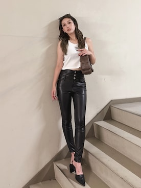 「GYDA（ジェイダ）のアイテム（その他パンツ）」を使った、Misaさん（レディース・158cm）の秋コーディネート