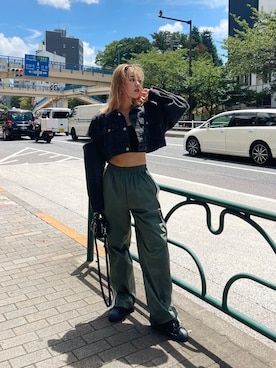 「EVRIS（エヴリス）のアイテム（デニムジャケット）」を使った、Rionaさん（レディース・159cm）の秋コーディネート