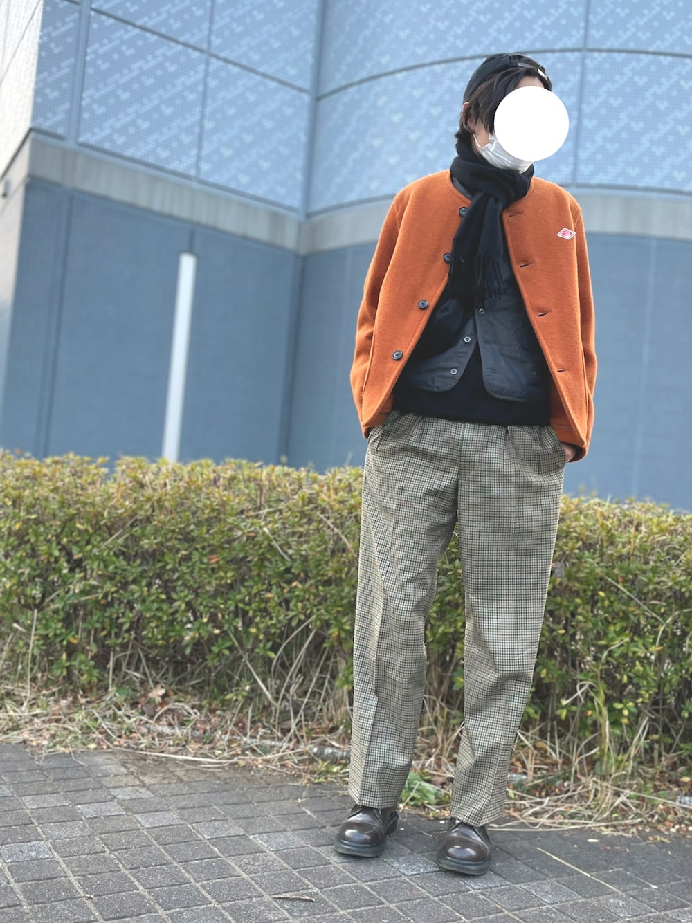 DANTONのノーカラージャケット（オレンジ系）を使った人気ファッション