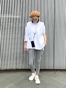 「H&M（エイチ・アンド・エム）のアイテム（デニムパンツ、グレー系）」を使った、yukiyoさん（レディース・171cm）の秋コーディネート