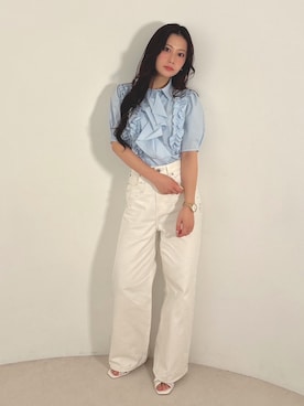 「MERCURYDUO（マーキュリーデュオ）のギャザーフリルシャツ（シャツ/ブラウス、ブルー系）」を使った、mikaさん（レディース・155cm）の春コーディネート