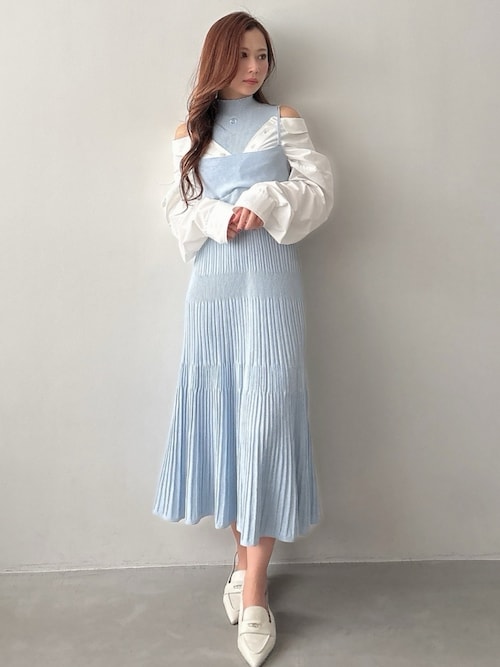 アトリエまりこ　ニットワンピース アトリエまりこニットワンピース （エプロン付き）