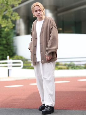 「JUNRED（ジュンレッド）のアイテム（チノパンツ）」を使った、EIJIさん（メンズ・173cm）の秋コーディネート