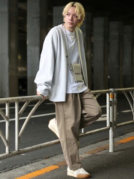 「JUNRED（ジュンレッド）のアイテム（チノパンツ）」を使った、EIJIさん（メンズ・173cm）の秋コーディネート