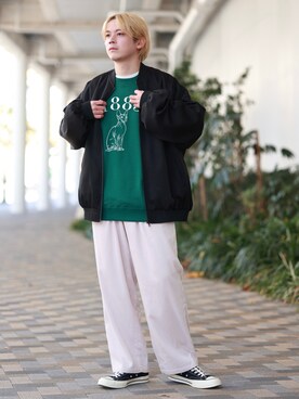 「JUNRED（ジュンレッド）のアイテム（MA-1）」を使った、EIJIさん（メンズ・173cm）の冬コーディネート