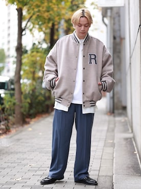 「re_k by JUNRED（レクバイジュンレッド）のアイテム（スタジャン）」を使った、EIJIさん（メンズ・173cm）の冬コーディネート